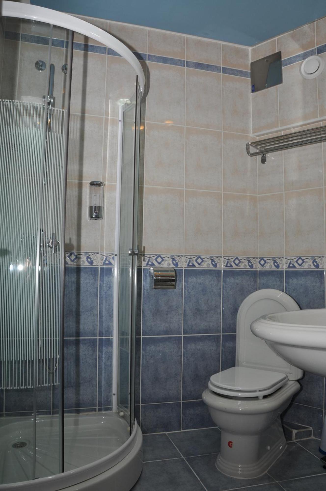 Hotel Botika Kraljevo Buitenkant foto